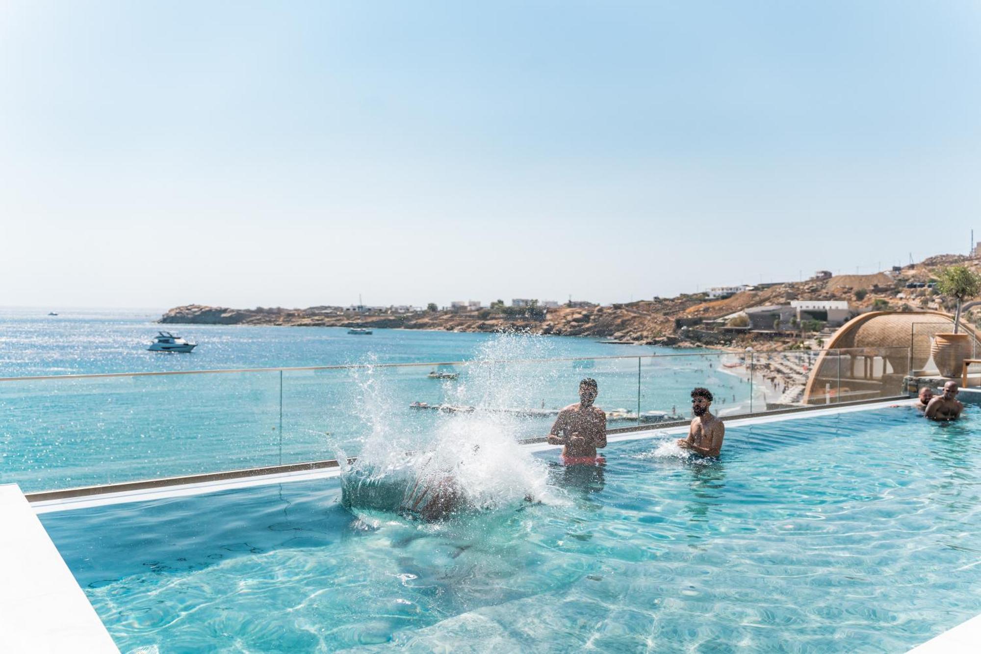 New Paradise Beach Resort - Adults Only ภายนอก รูปภาพ